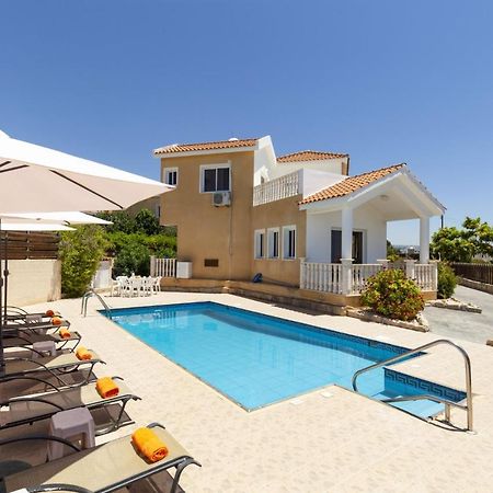 Villa Camelia By Villa Plus بييا المظهر الخارجي الصورة